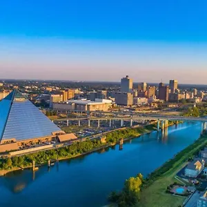 http://midtown-flat-near-overton-park-downtown-memphis.memphishotelsnow.com